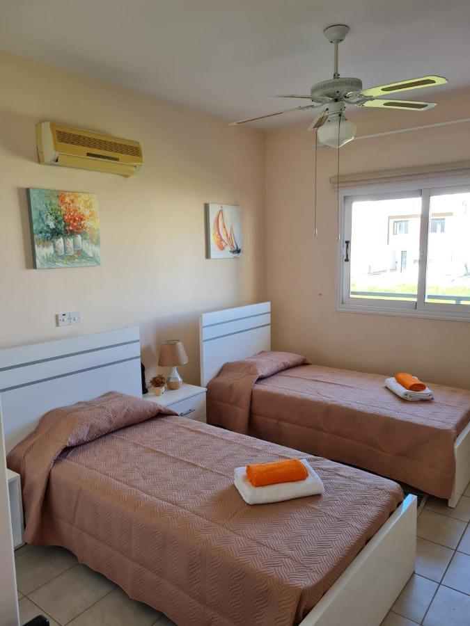 Stay Ocean Apartment Пафос Екстериор снимка