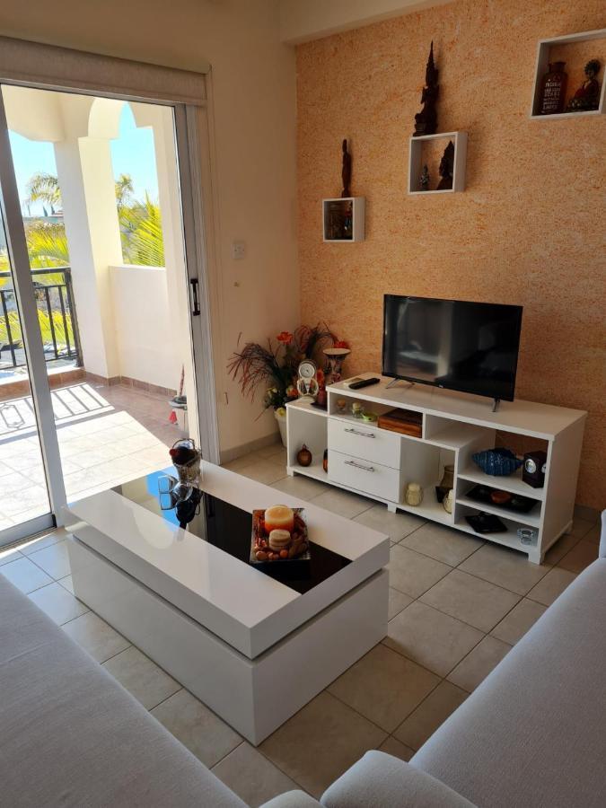 Stay Ocean Apartment Пафос Екстериор снимка