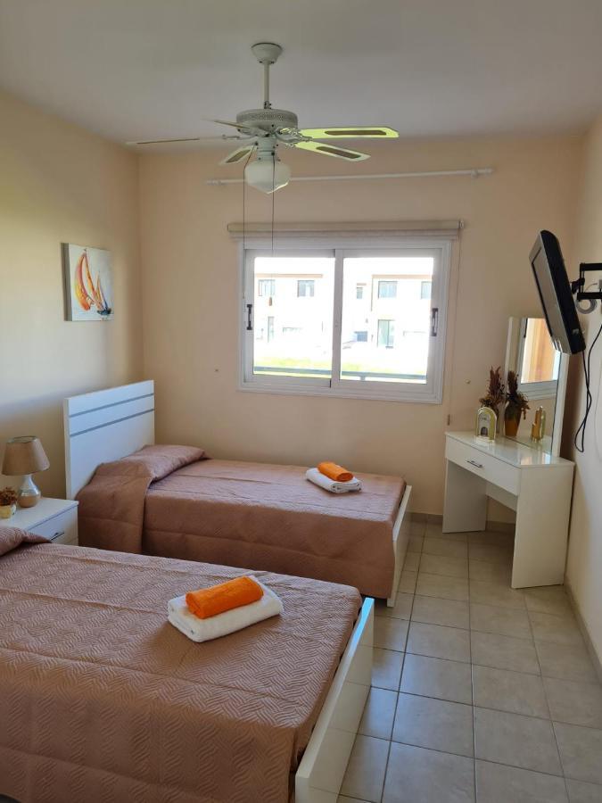 Stay Ocean Apartment Пафос Екстериор снимка
